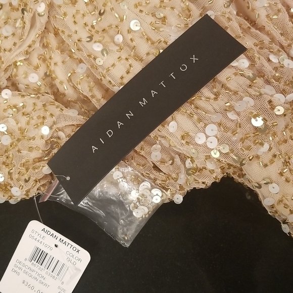 💕AIDAN MATTOX💕 Cold Shoulder Sequin Mini Dress Cocktail Dress Light Gold 6 NWT - Picture 12 of 14